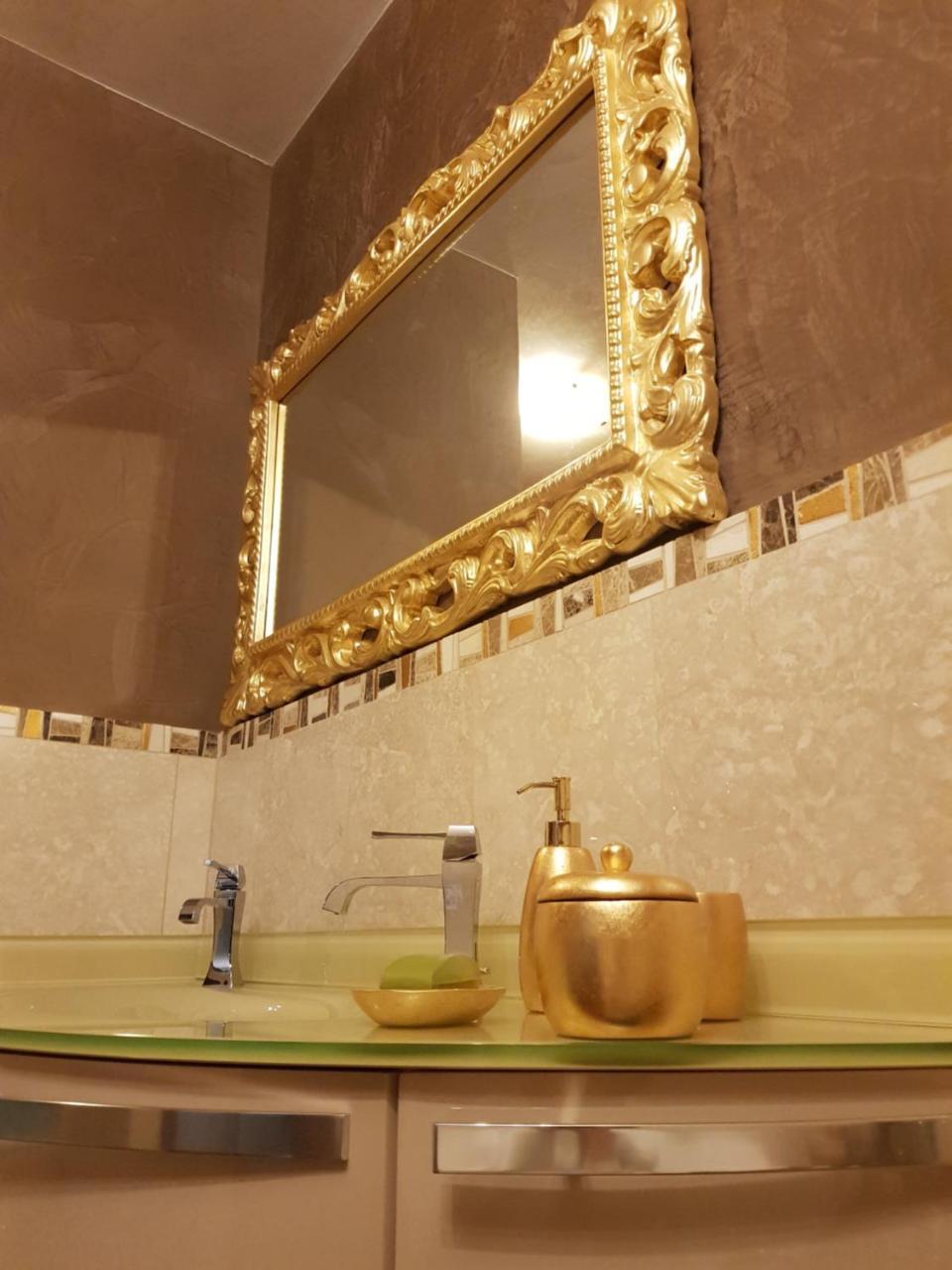 Bed and Breakfast Il Sasso Bianco Комерио Экстерьер фото